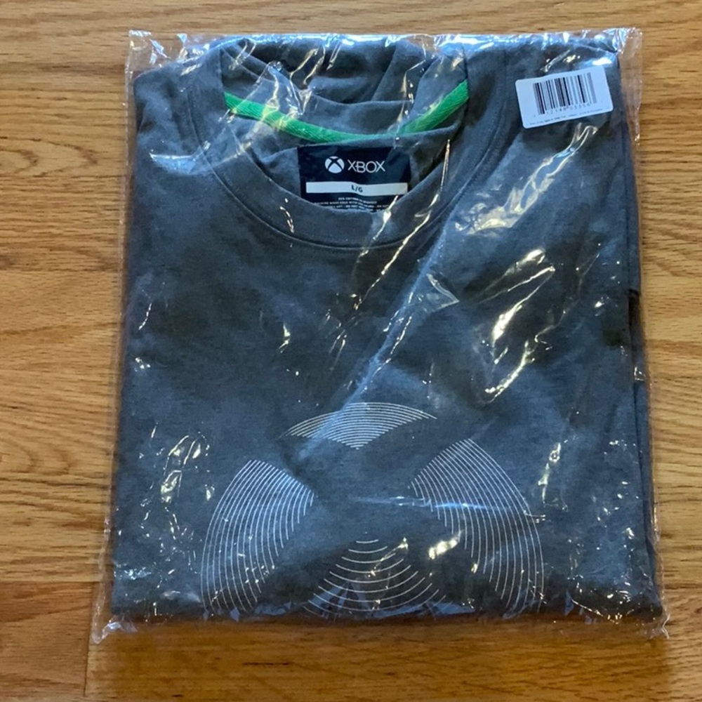 Xbox 2019 E3 Grey Short Sleeve T-Shirt Size L NEW NEVER WORN